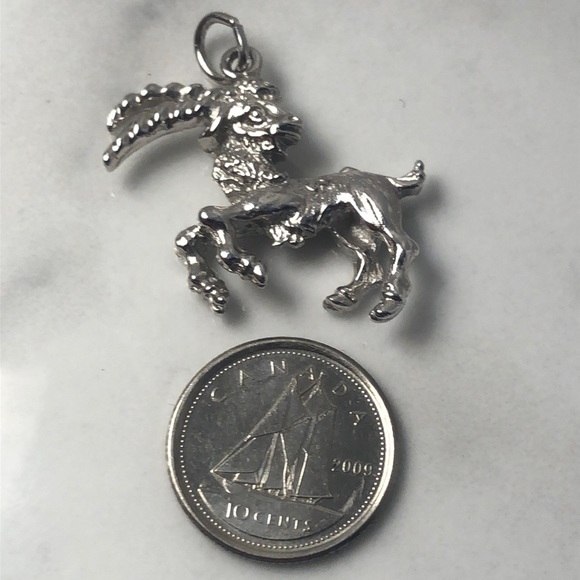 Aries sterling silver ram zodiac charm - Picture 7 of 8